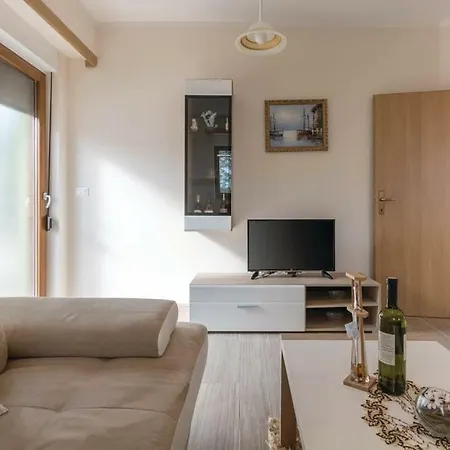 Apartment Apartman Vorfi Novigrad (Istria)